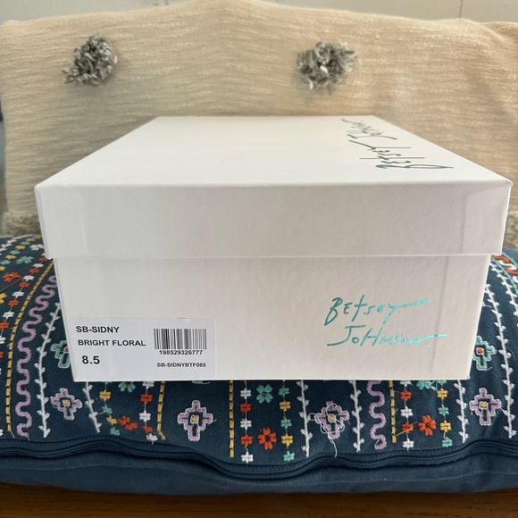 Betsey Johnson Sidny Platform Sneakers - Womens 8.5 - Picture 12 of 12